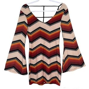 Tuart Flare Sleeve Mini Dress V-Neck Exposed Back Flirty Stretch Chevron Size M